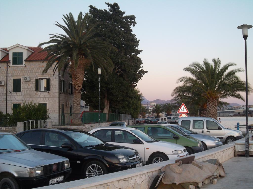 Apartments Mali Raj Vranjic ภายนอก รูปภาพ