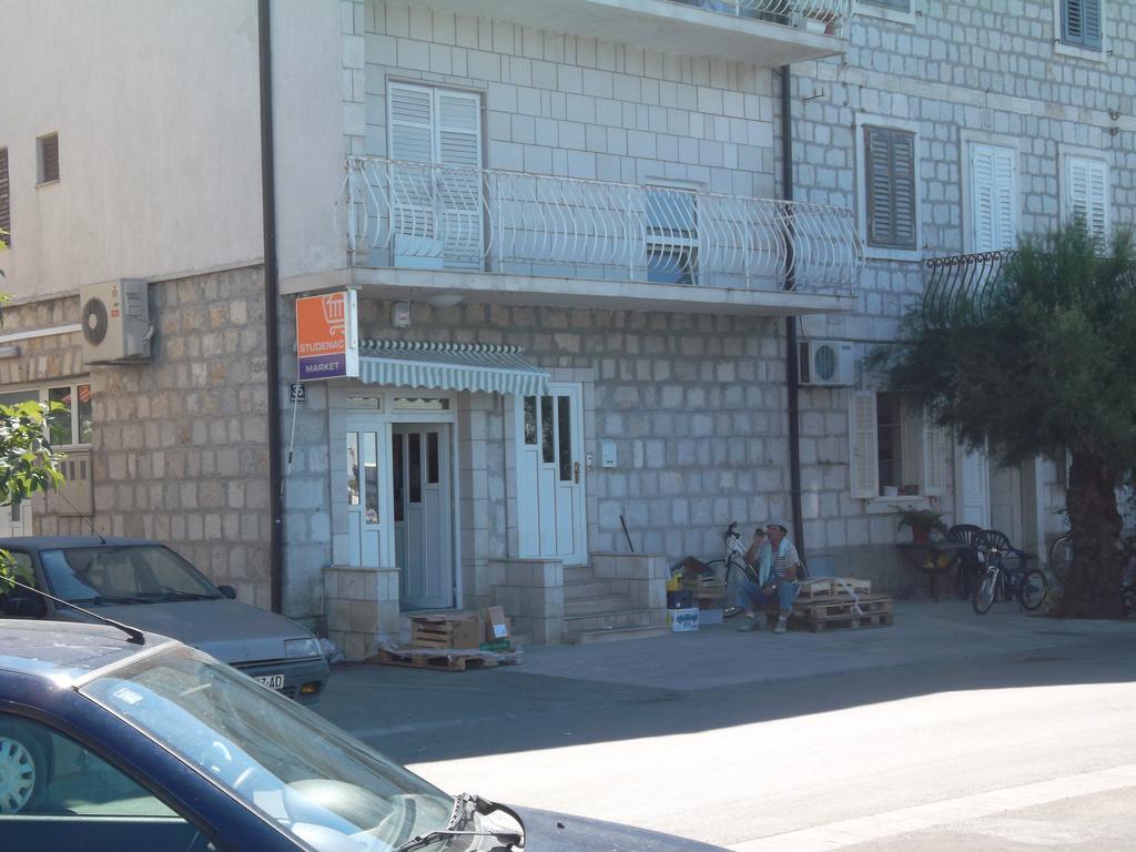 Apartments Mali Raj Vranjic ภายนอก รูปภาพ