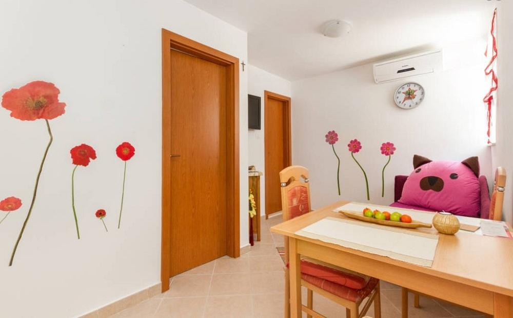 Apartments Mali Raj Vranjic ภายนอก รูปภาพ