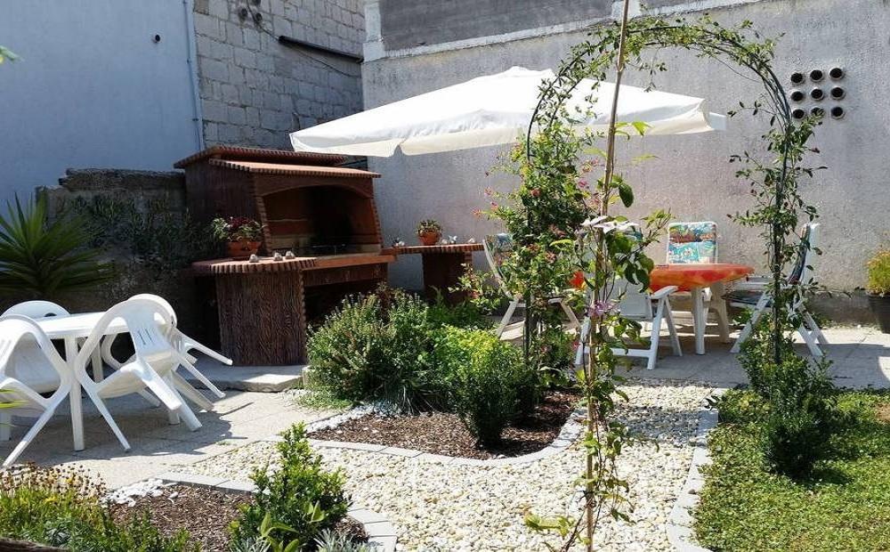 Apartments Mali Raj Vranjic ภายนอก รูปภาพ