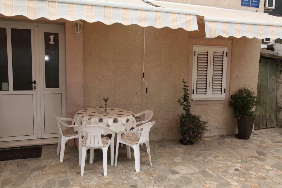 Apartments Mali Raj Vranjic ภายนอก รูปภาพ
